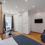 Διαμέρισμα House In Decumani Yellow By Houseinnaples Νάπολη