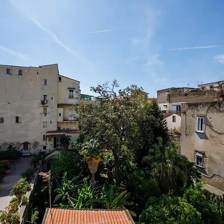 Apartment House In Decumani Yellow By Houseinnaples Naples